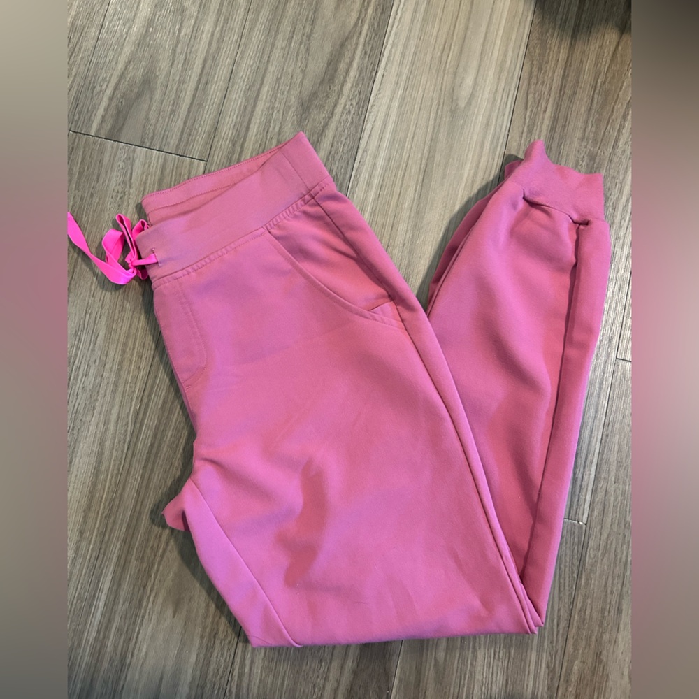 Figs Bright Pink Jogger Scrub Pants